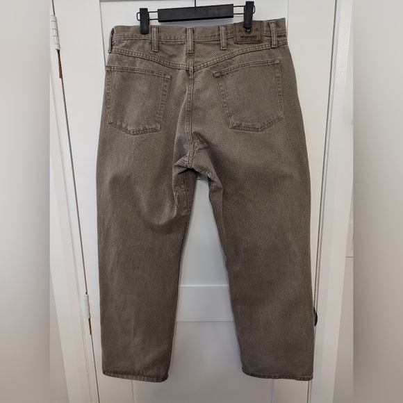 Wrangler Tan Straight Leg Jeans 36W × 30L - Picture 5 of 5